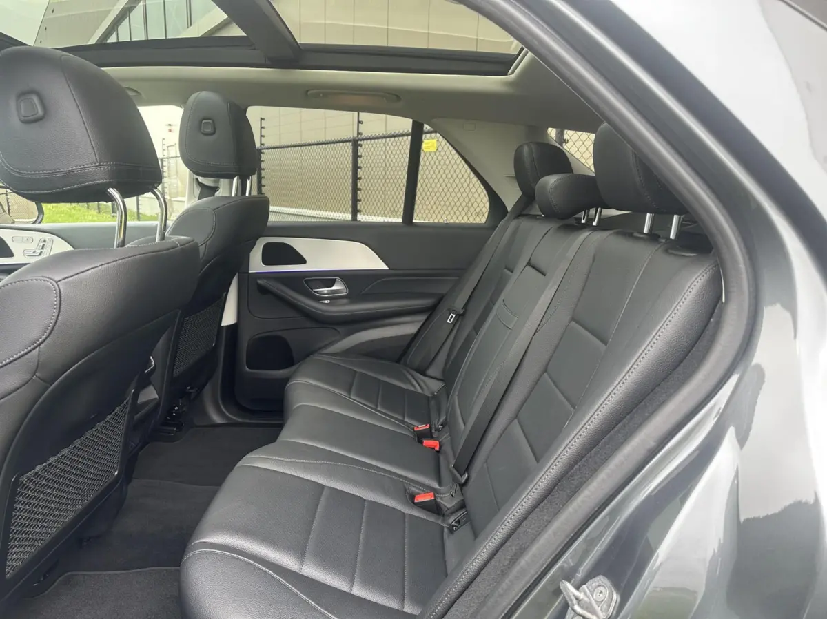 300 d 4MATIC Premium ZEER COMPLEET 👌🏻