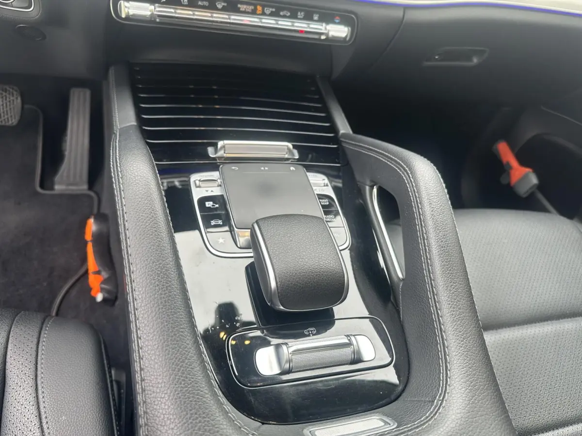 300 d 4MATIC Premium ZEER COMPLEET 👌🏻