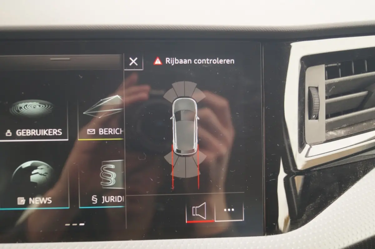 25 TFSI 95pk Advanced -ECC-NAVI-PDC-
