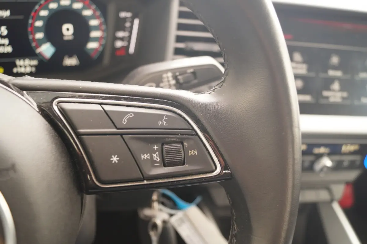 25 TFSI 95pk Advanced -ECC-NAVI-PDC-