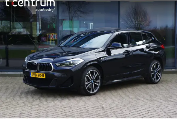 xDrive25e 220 PK High Executive M-Sport PHEV, Panoramadak, LED, Camera