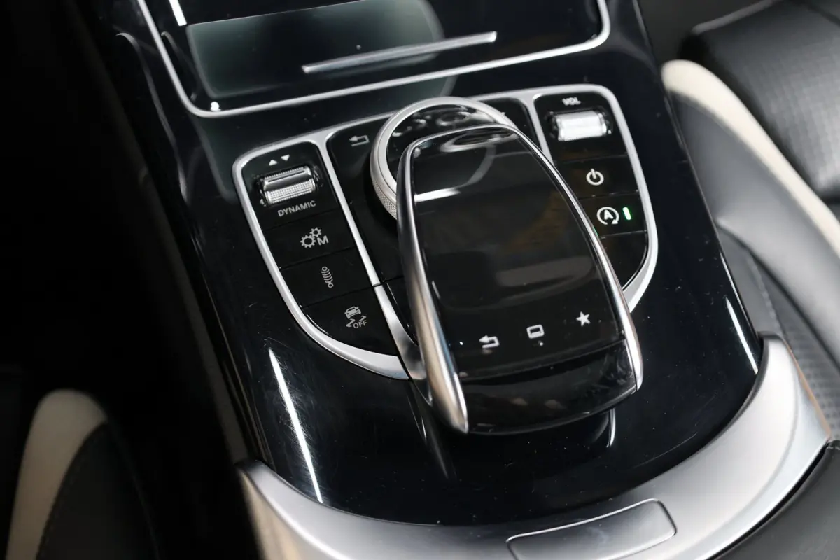 AMG 63 S 510+PK LED/SFEER/HUD/PANO/LEDER+S.VERWARMING+MEMORY/19" LMV/CAM/ACC/ECC/12 MDN GARANTIE!