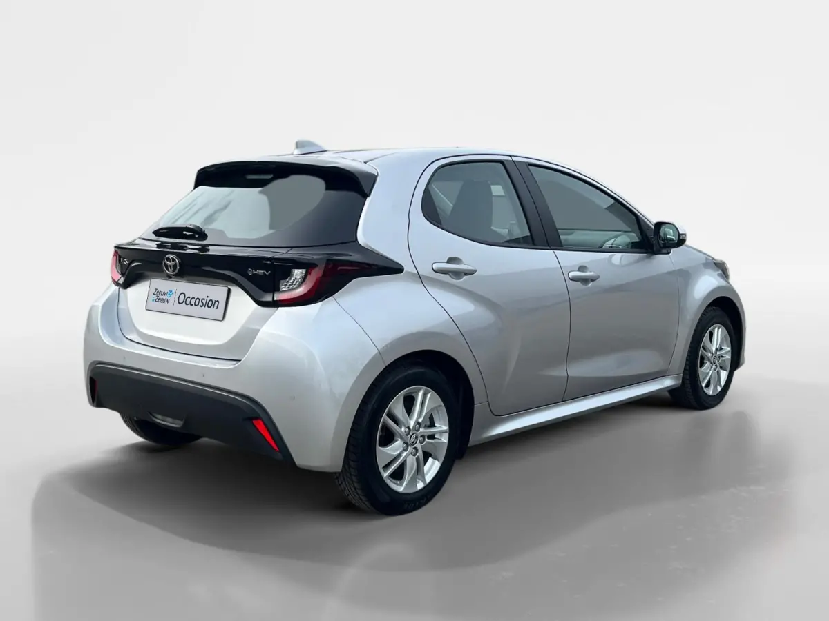 1.5 Hybrid 115 Active | Apple Carplay | Android Auto | Parkeercamera | Parkeersensoren | Stoelverwarming
