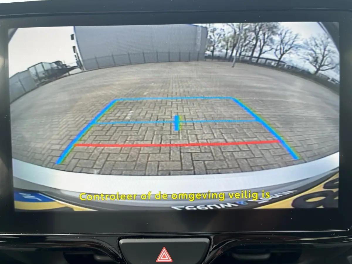 1.5 Hybrid 115 Active | Apple Carplay | Android Auto | Parkeercamera | Parkeersensoren | Stoelverwarming