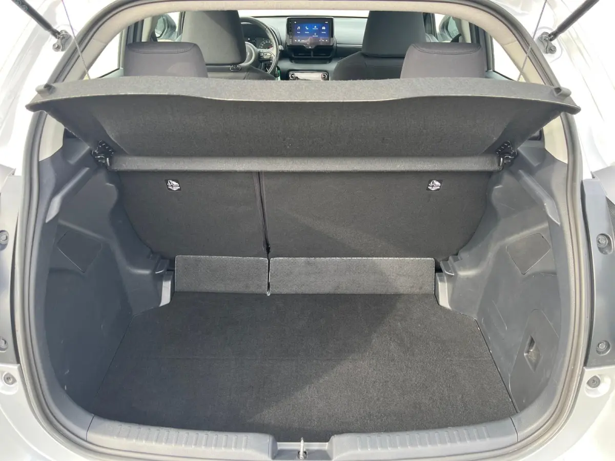 1.5 Hybrid 115 Active | Apple Carplay | Android Auto | Parkeercamera | Parkeersensoren | Stoelverwarming
