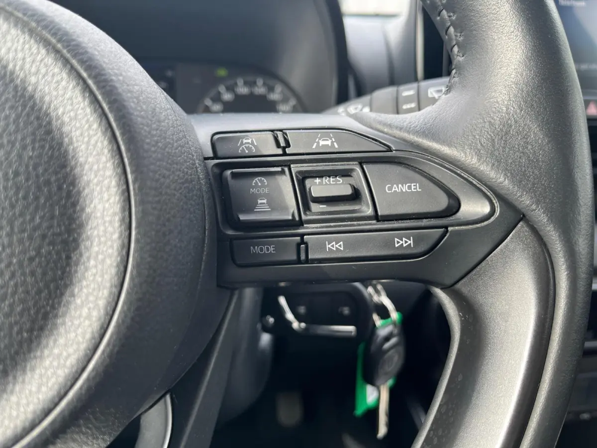 1.5 Hybrid 115 Active | Apple Carplay | Android Auto | Parkeercamera | Parkeersensoren | Stoelverwarming