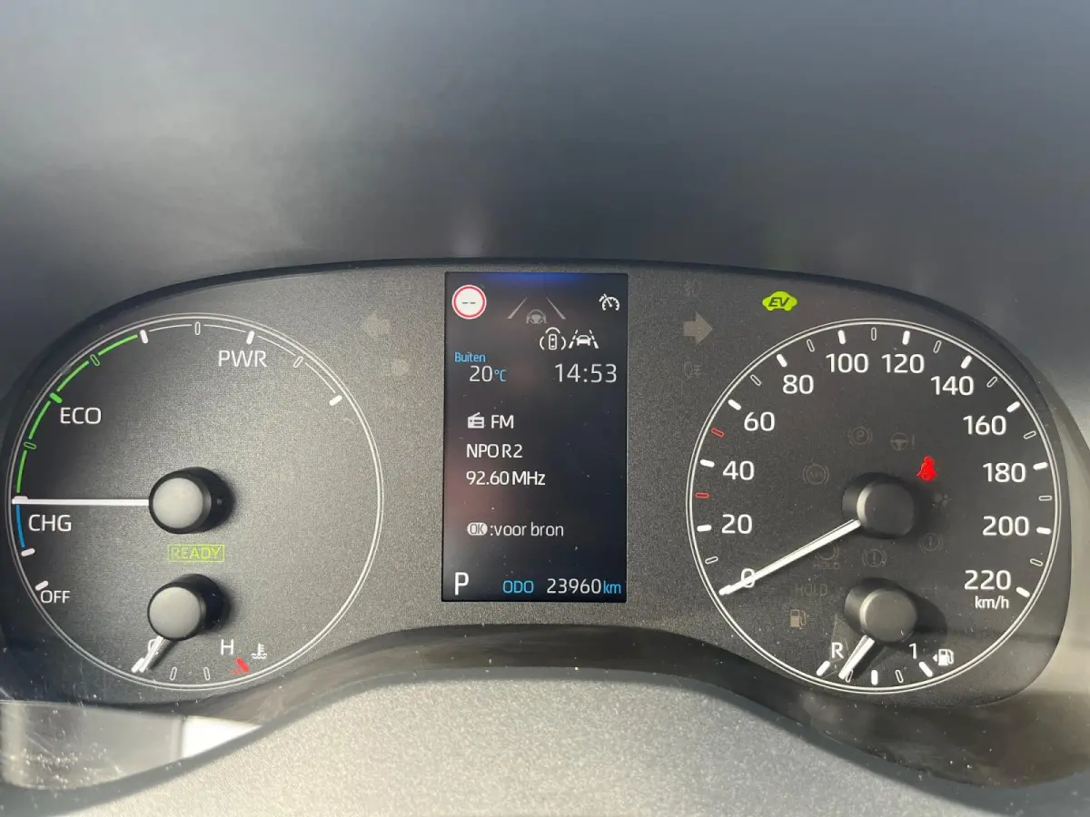 1.5 Hybrid 115 Active | Apple Carplay | Android Auto | Parkeercamera | Parkeersensoren | Stoelverwarming