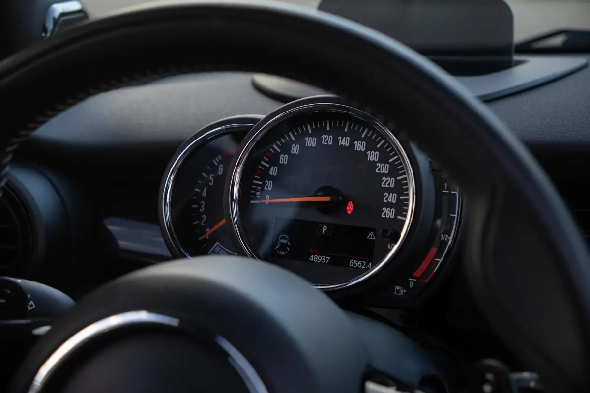 Mini 2.0 S 60 Years | JCW Limited Edition | Org. NL NAP | 1 eig. | 5-deurs | Automaat | Leder Panoramadak | HUD | H&K | Dealer Onderhouden