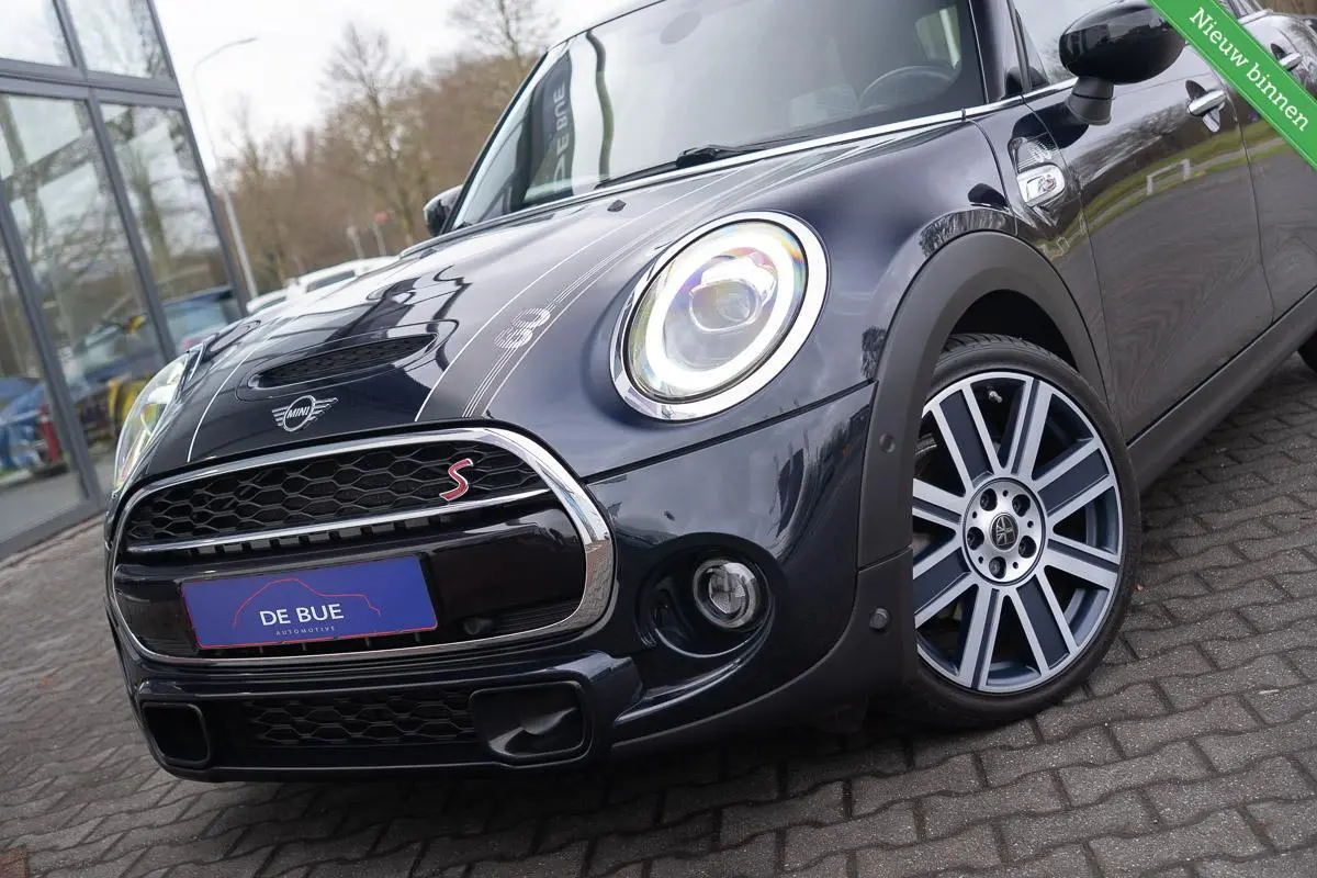 Mini 2.0 S 60 Years | JCW Limited Edition | Org. NL NAP | 1 eig. | 5-deurs | Automaat | Leder Panoramadak | HUD | H&K | Dealer Onderhouden