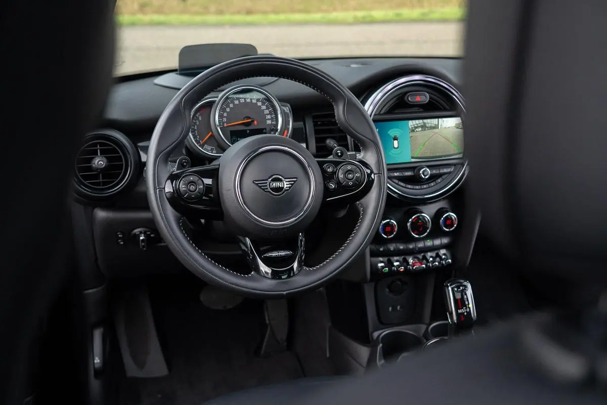 Mini 2.0 S 60 Years | JCW Limited Edition | Org. NL NAP | 1 eig. | 5-deurs | Automaat | Leder Panoramadak | HUD | H&K | Dealer Onderhouden
