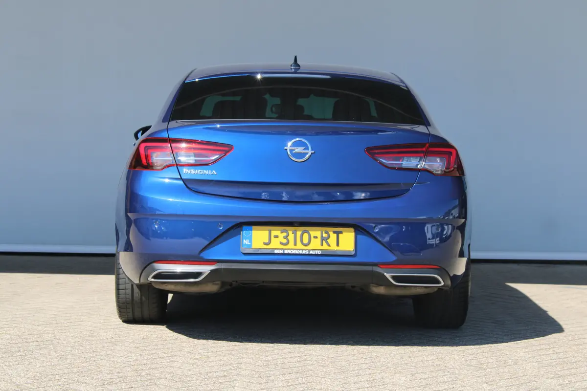2.0 Turbo Ultimate | Lederen bekleding | LED Matrix | Head-up display | Navigatie | Adaptieve cruise control |