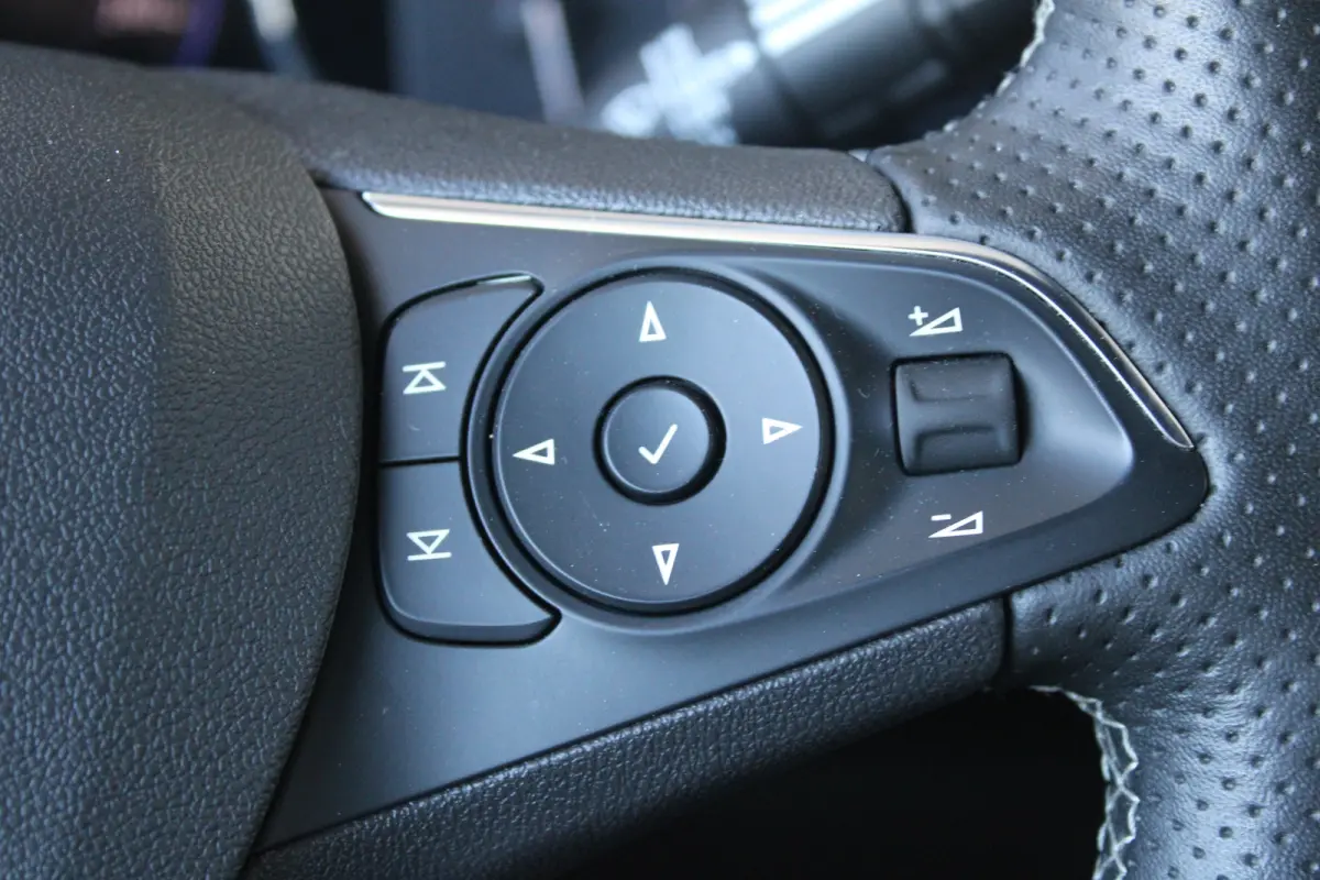 2.0 Turbo Ultimate | Lederen bekleding | LED Matrix | Head-up display | Navigatie | Adaptieve cruise control |