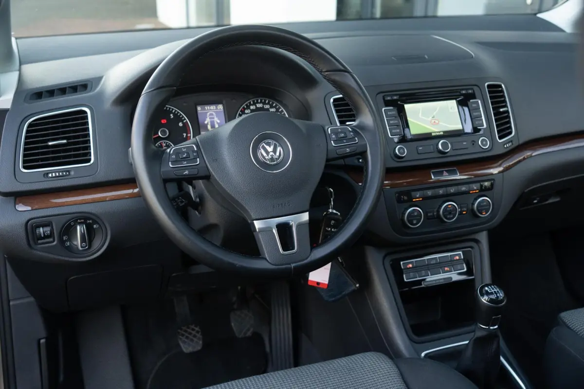 1.4 TSI Highline Touran|2e Eig|Trekhaak|Panoramadak|Stoelverw.|Elek. Schuifdeuren|Bi-Xenon|Dealer Onderhouden