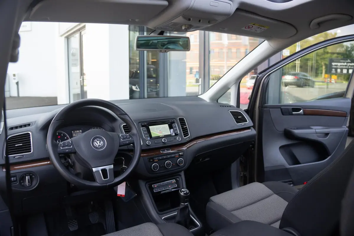 1.4 TSI Highline Touran|2e Eig|Trekhaak|Panoramadak|Stoelverw.|Elek. Schuifdeuren|Bi-Xenon|Dealer Onderhouden
