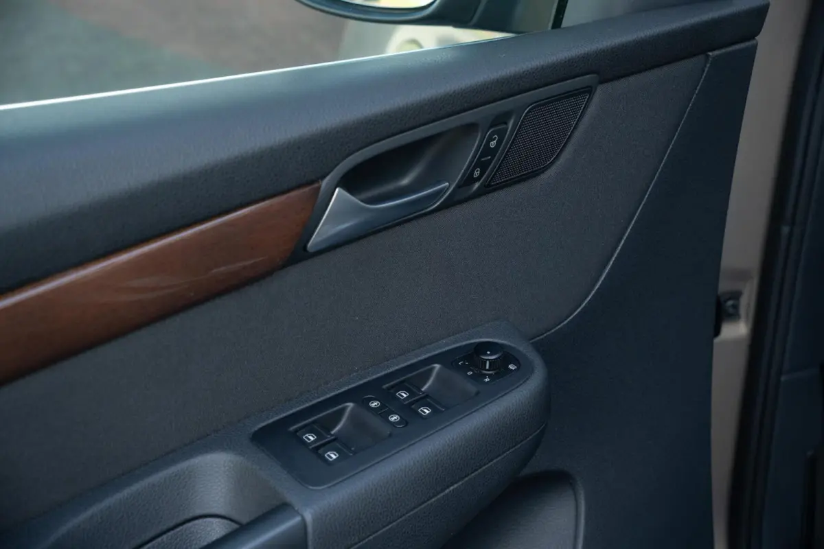 1.4 TSI Highline Touran|2e Eig|Trekhaak|Panoramadak|Stoelverw.|Elek. Schuifdeuren|Bi-Xenon|Dealer Onderhouden
