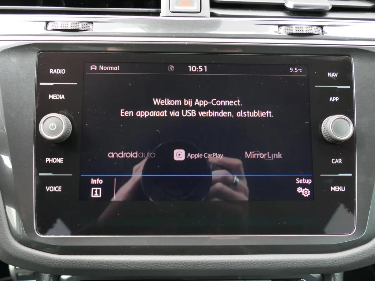 2.0 TSI 4Motion Highline Business R | 3x R-line | Panoramadak | Leder | Memory | Head-up display | Virtual Cockpit | Elektrische achterklep | Dodehoek detectie | ACC | Apple-/Android Carplay