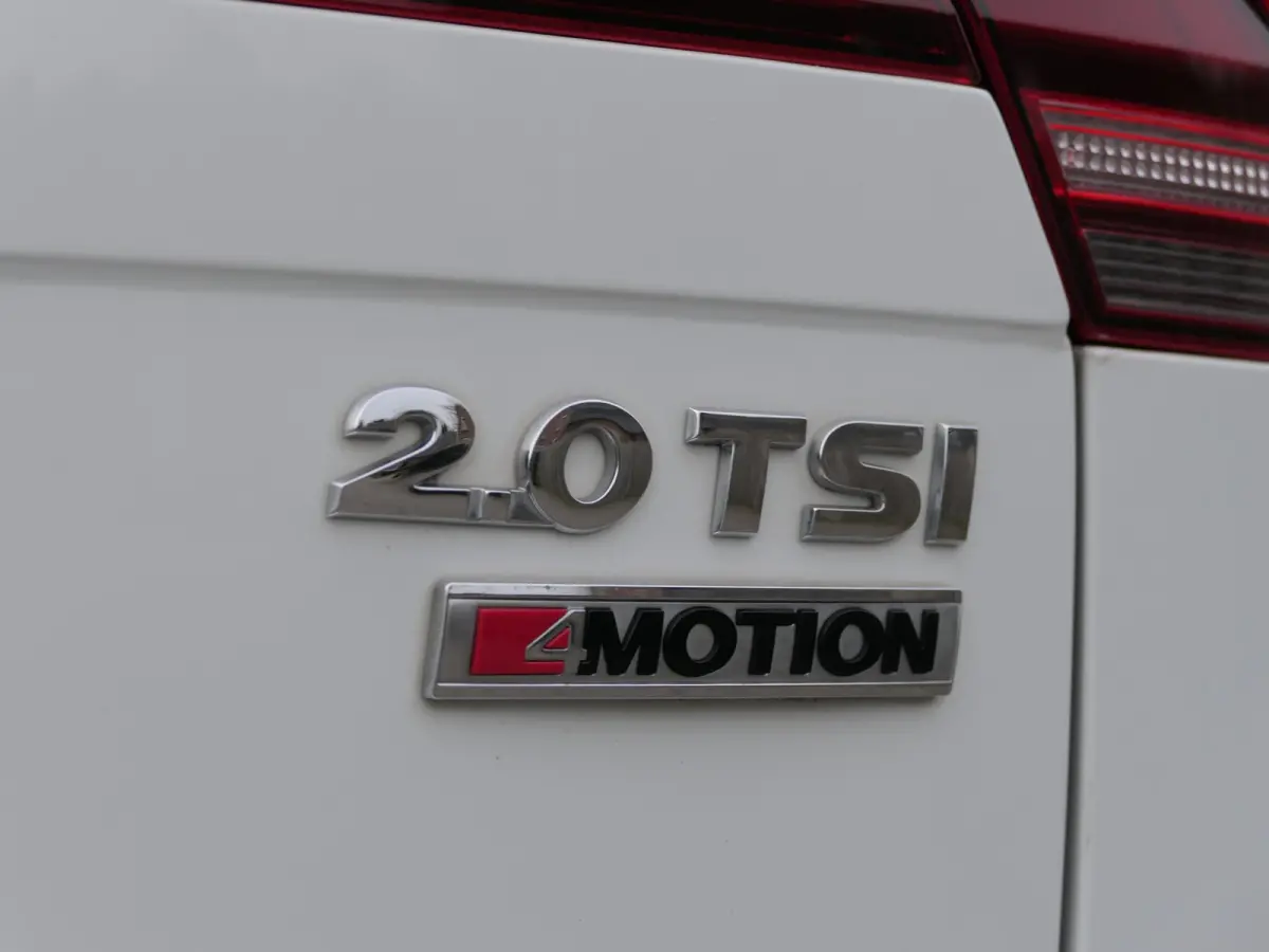2.0 TSI 4Motion Highline Business R | 3x R-line | Panoramadak | Leder | Memory | Head-up display | Virtual Cockpit | Elektrische achterklep | Dodehoek detectie | ACC | Apple-/Android Carplay