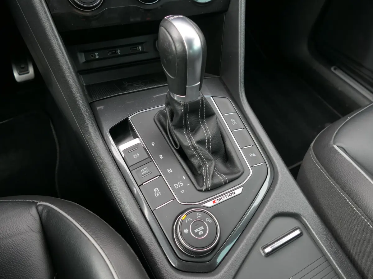 2.0 TSI 4Motion Highline Business R | 3x R-line | Panoramadak | Leder | Memory | Head-up display | Virtual Cockpit | Elektrische achterklep | Dodehoek detectie | ACC | Apple-/Android Carplay