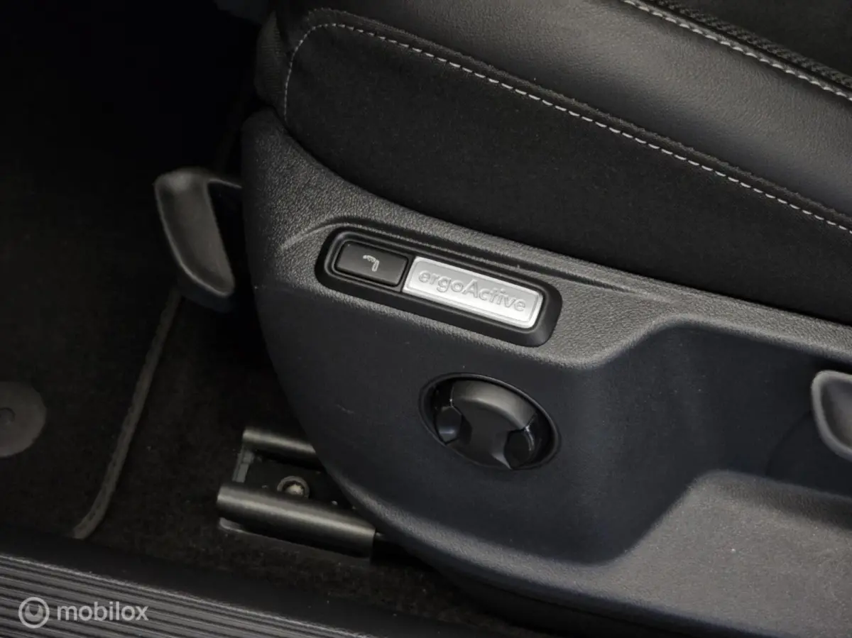 1.5 TSI Style Ascot grey/Panorama/Keyless/IQ Light/Black Style
