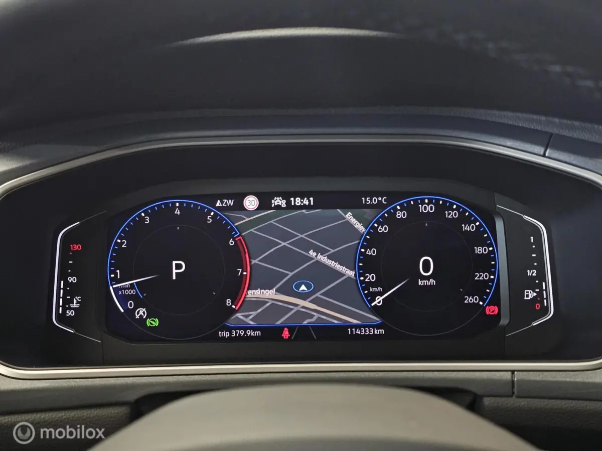 1.5 TSI Style Ascot grey/Panorama/Keyless/IQ Light/Black Style