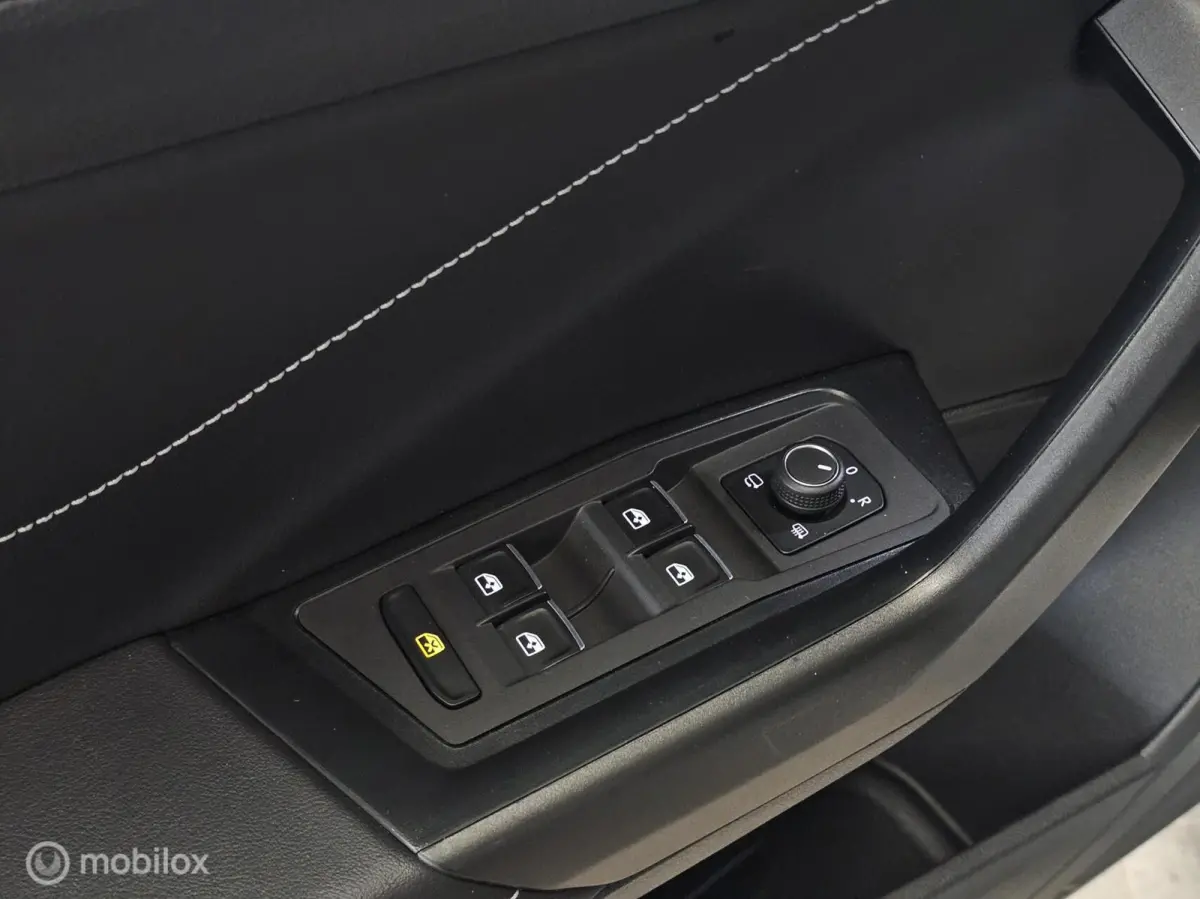 1.5 TSI Style Ascot grey/Panorama/Keyless/IQ Light/Black Style