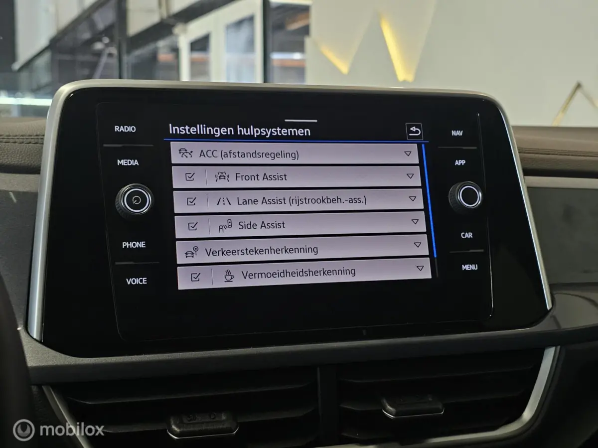 1.5 TSI Style Ascot grey/Panorama/Keyless/IQ Light/Black Style