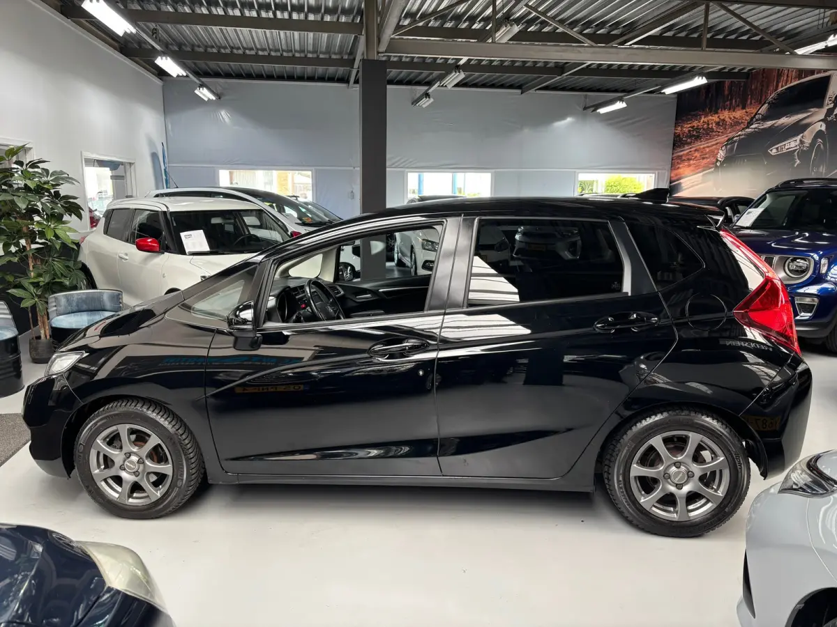 1.3 i-VTEC Elegance / Camera / Navi / Stoelverwarming