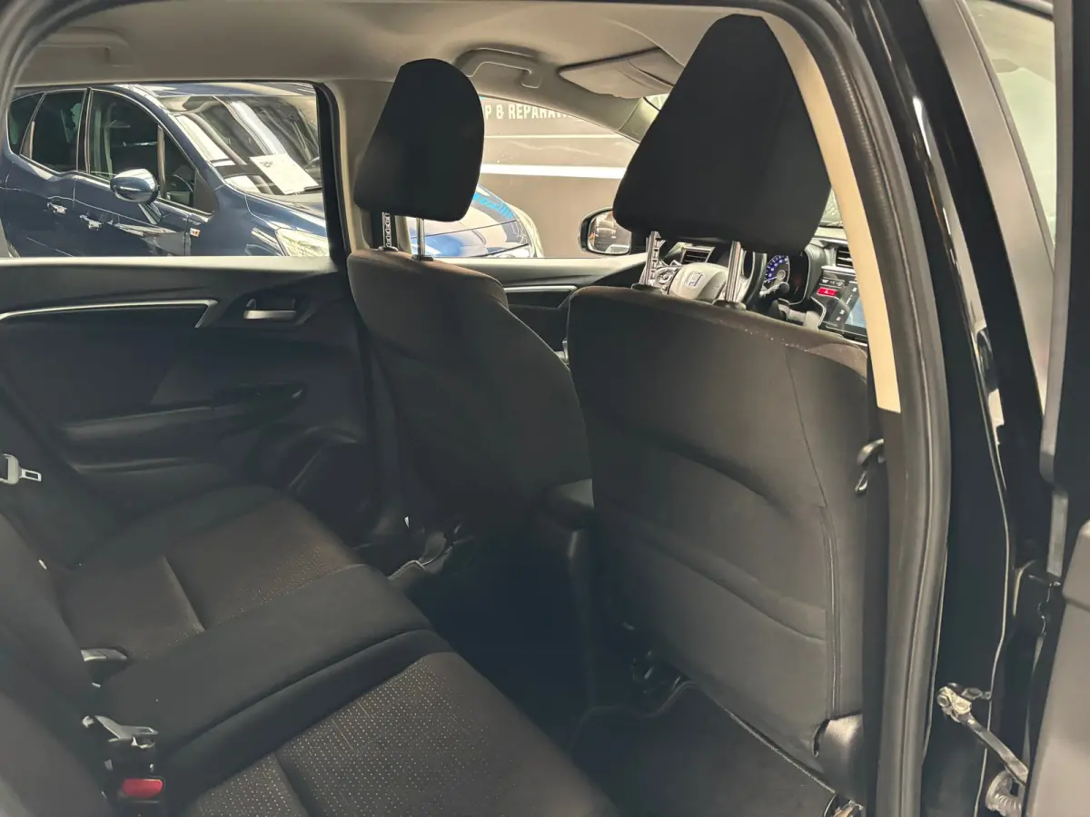 1.3 i-VTEC Elegance / Camera / Navi / Stoelverwarming