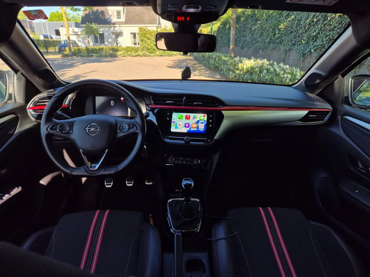 1.2 GS Line 1e-Eigenaar BTW afwijkende dakkleur CarPlay Camera NAP Facelift