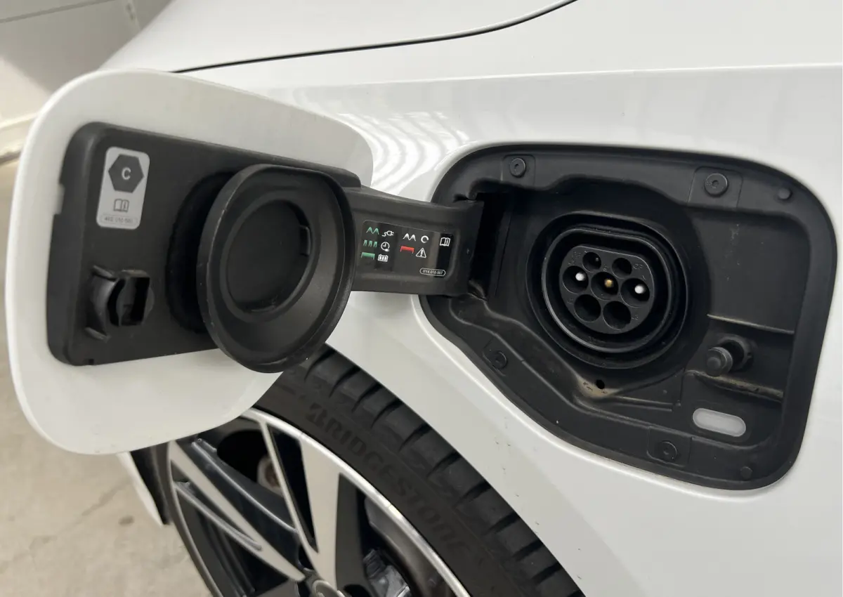 40 TFSI e Advanced Edition Hybrid | LEDER | TREKHAAK | CAMERA | CARPLAY/ANDROID | NAVI | PDC V+A | LMV 18'' | ADAPTIVE CRUISE CONTROL | CLIMATE CONTROL | STOELVERWARMING | VIRTUAL COCKPIT | 