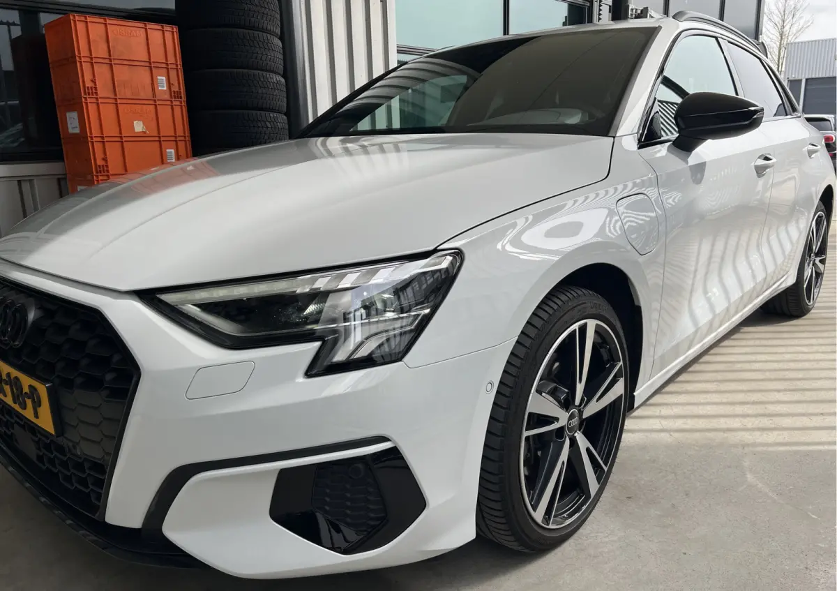 40 TFSI e Advanced Edition Hybrid | LEDER | TREKHAAK | CAMERA | CARPLAY/ANDROID | NAVI | PDC V+A | LMV 18'' | ADAPTIVE CRUISE CONTROL | CLIMATE CONTROL | STOELVERWARMING | VIRTUAL COCKPIT | 