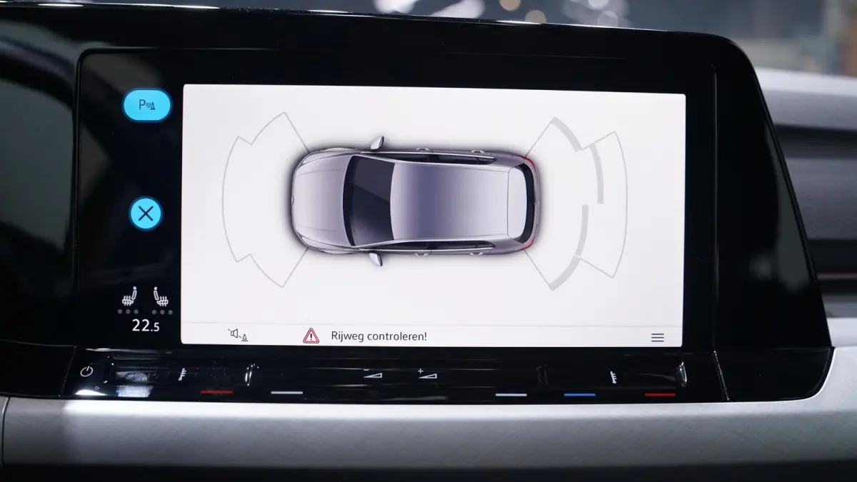 1.5 eTSI Life Business NAP 1e Eig. Stoel-en stuurverwarming Memory Apple Carplay PDC v+a