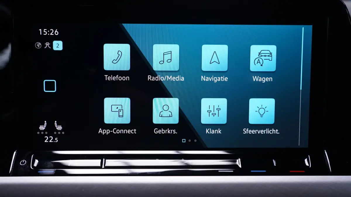 1.5 eTSI Life Business NAP 1e Eig. Stoel-en stuurverwarming Memory Apple Carplay PDC v+a