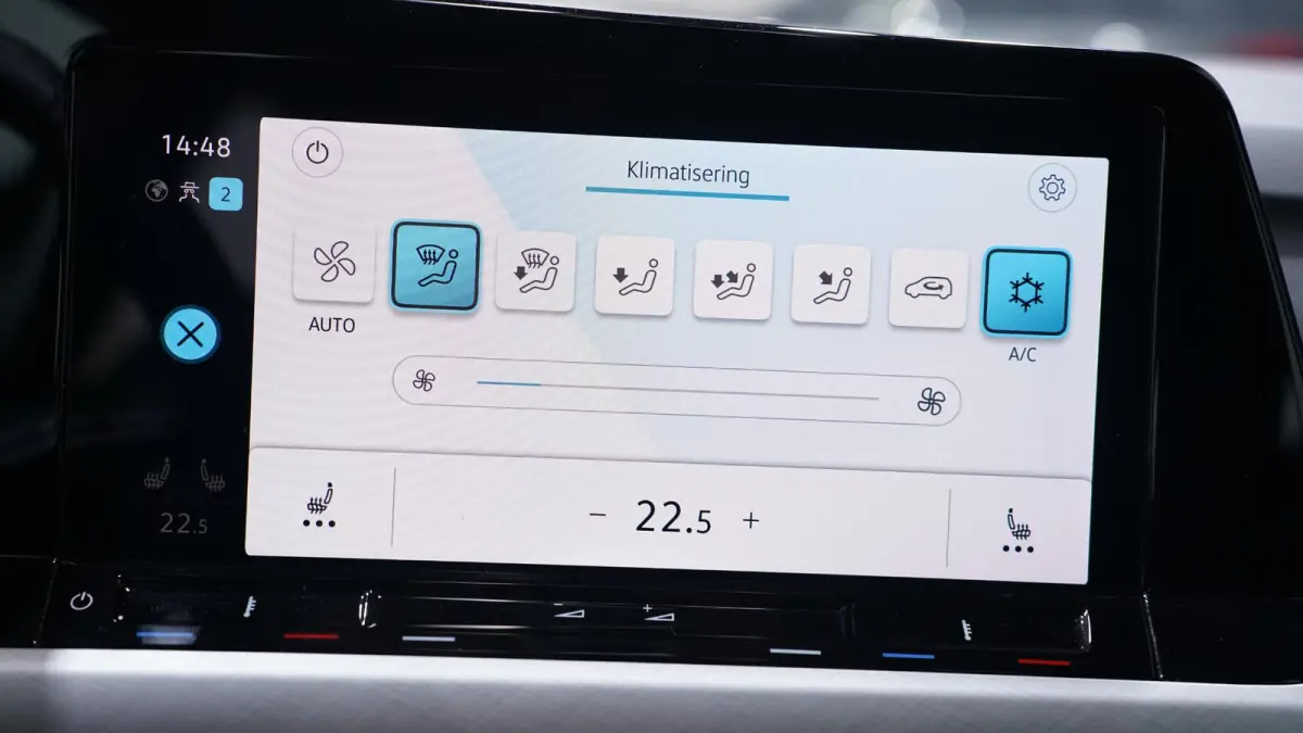 1.5 eTSI Life Business NAP 1e Eig. Stoel-en stuurverwarming Memory Apple Carplay PDC v+a