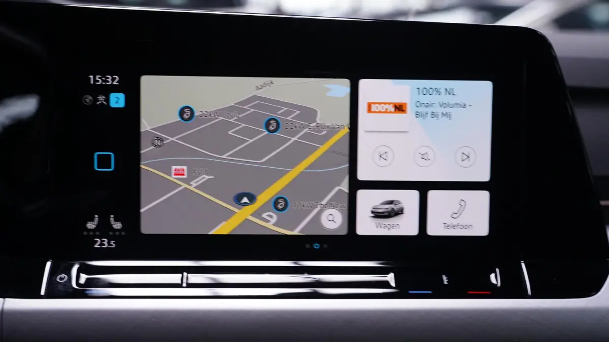 1.5 eTSI Life Business NAP 1e Eig. Stoel-en stuurverwarming Memory Apple Carplay PDC v+a