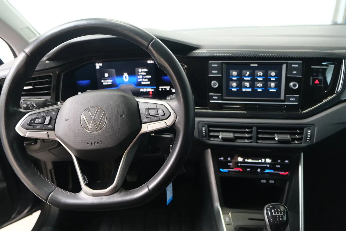 1.0 TSI Life - N.A.P. Airco, Cruise, PDC, Carplay, Virtual Display.
