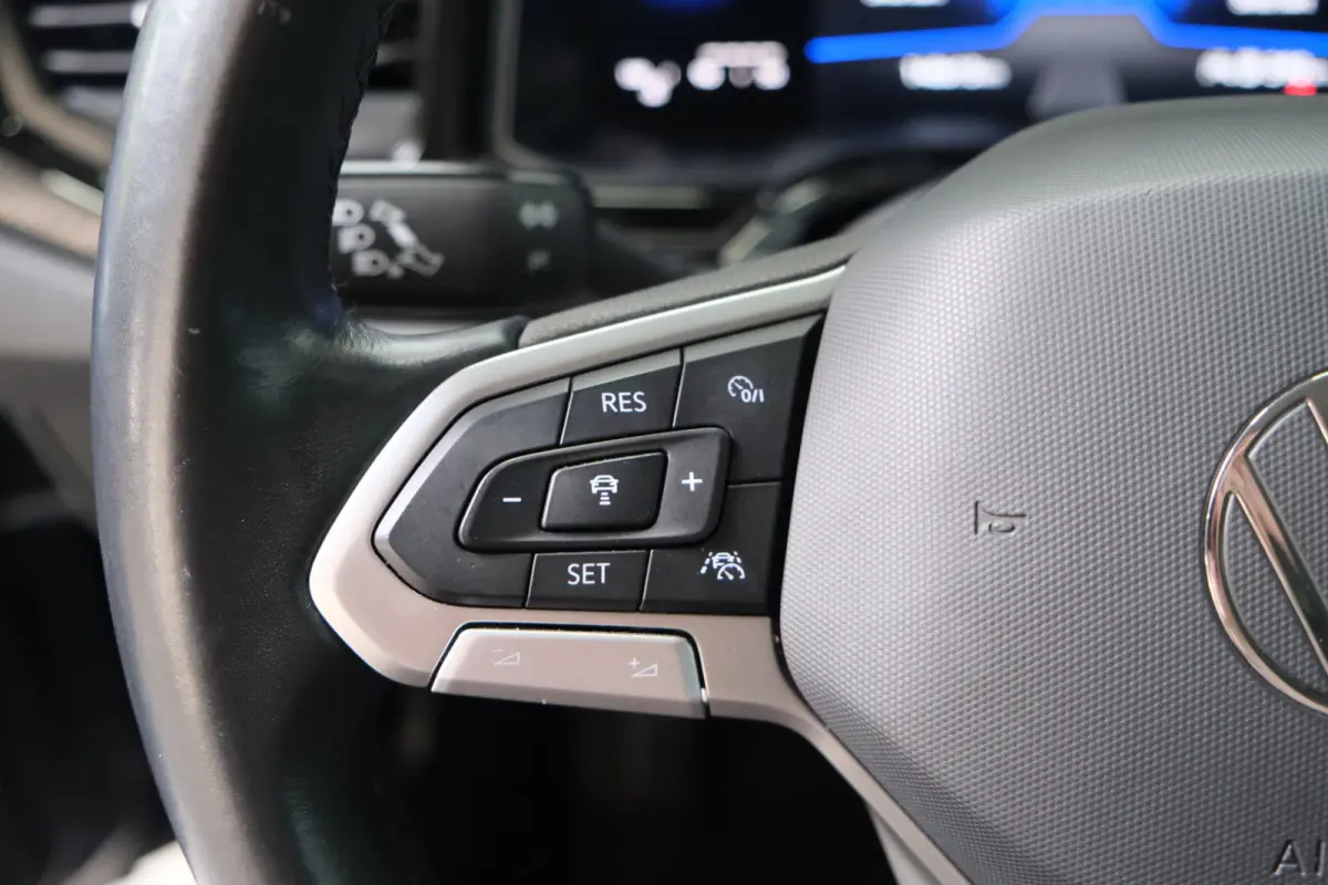 1.0 TSI Life - N.A.P. Airco, Cruise, PDC, Carplay, Virtual Display.