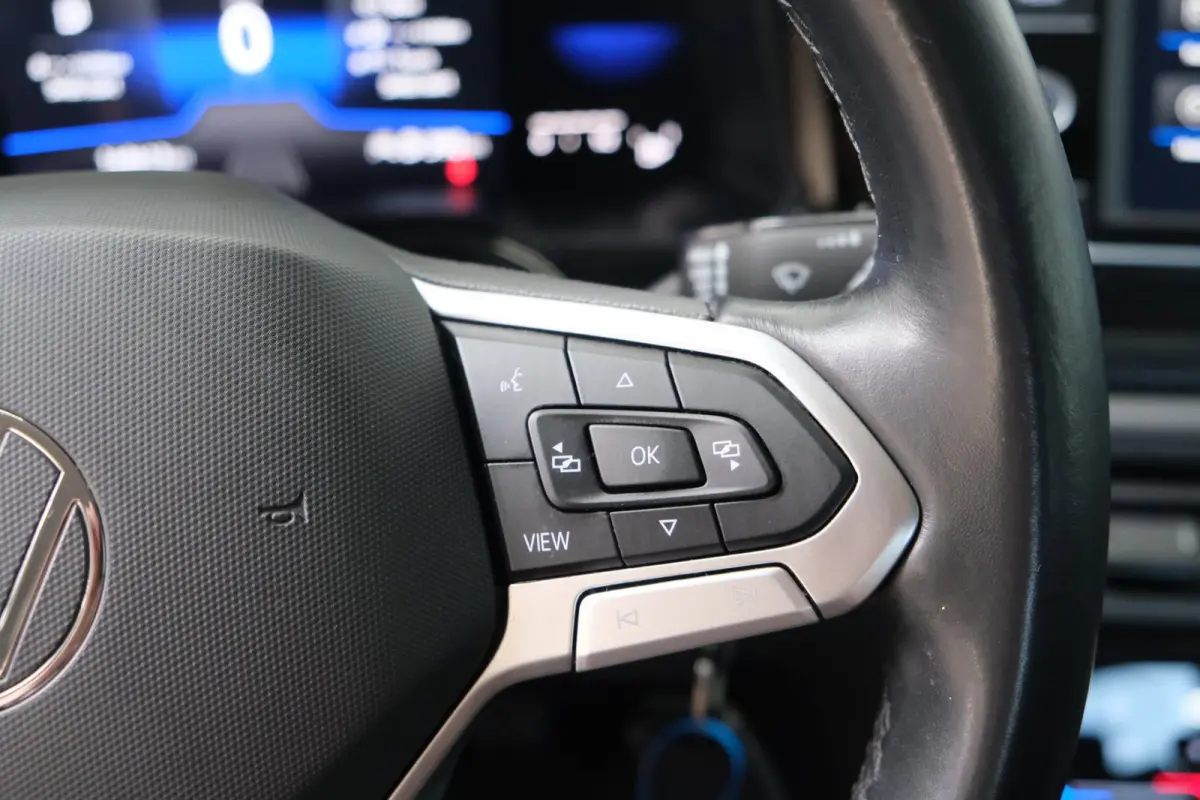 1.0 TSI Life - N.A.P. Airco, Cruise, PDC, Carplay, Virtual Display.