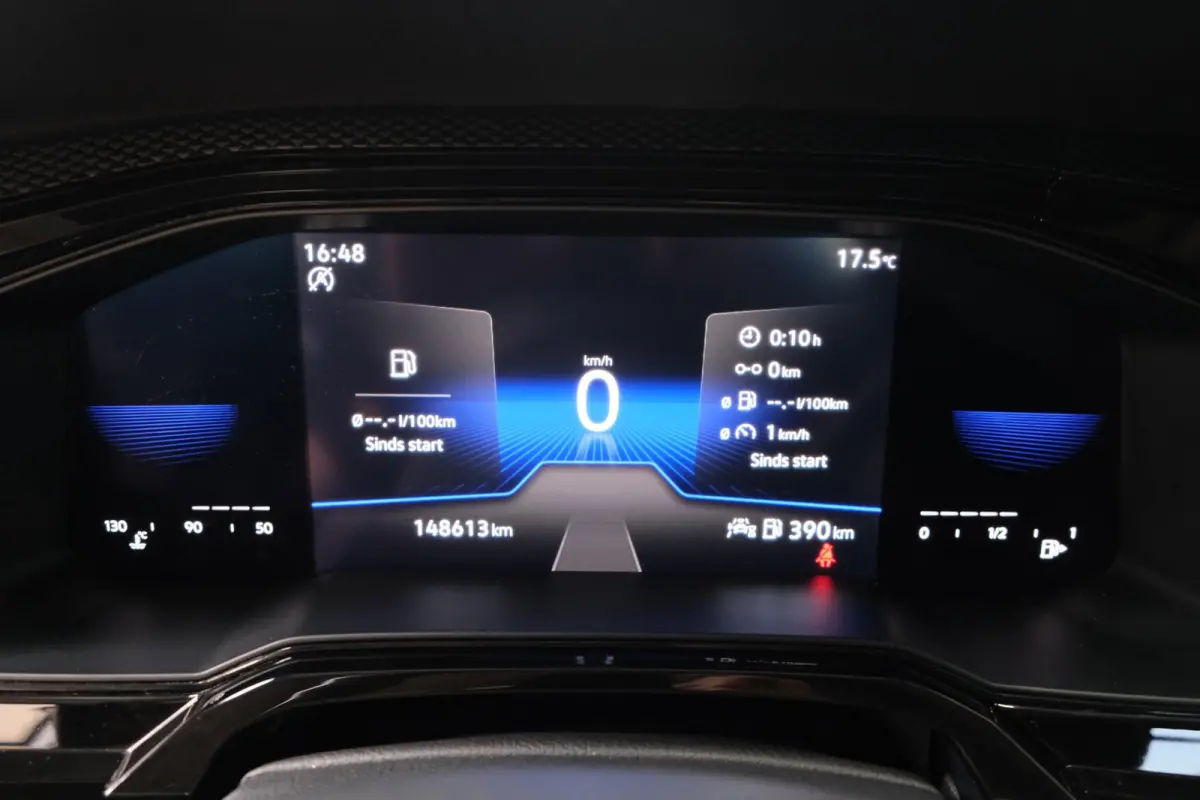 1.0 TSI Life - N.A.P. Airco, Cruise, PDC, Carplay, Virtual Display.