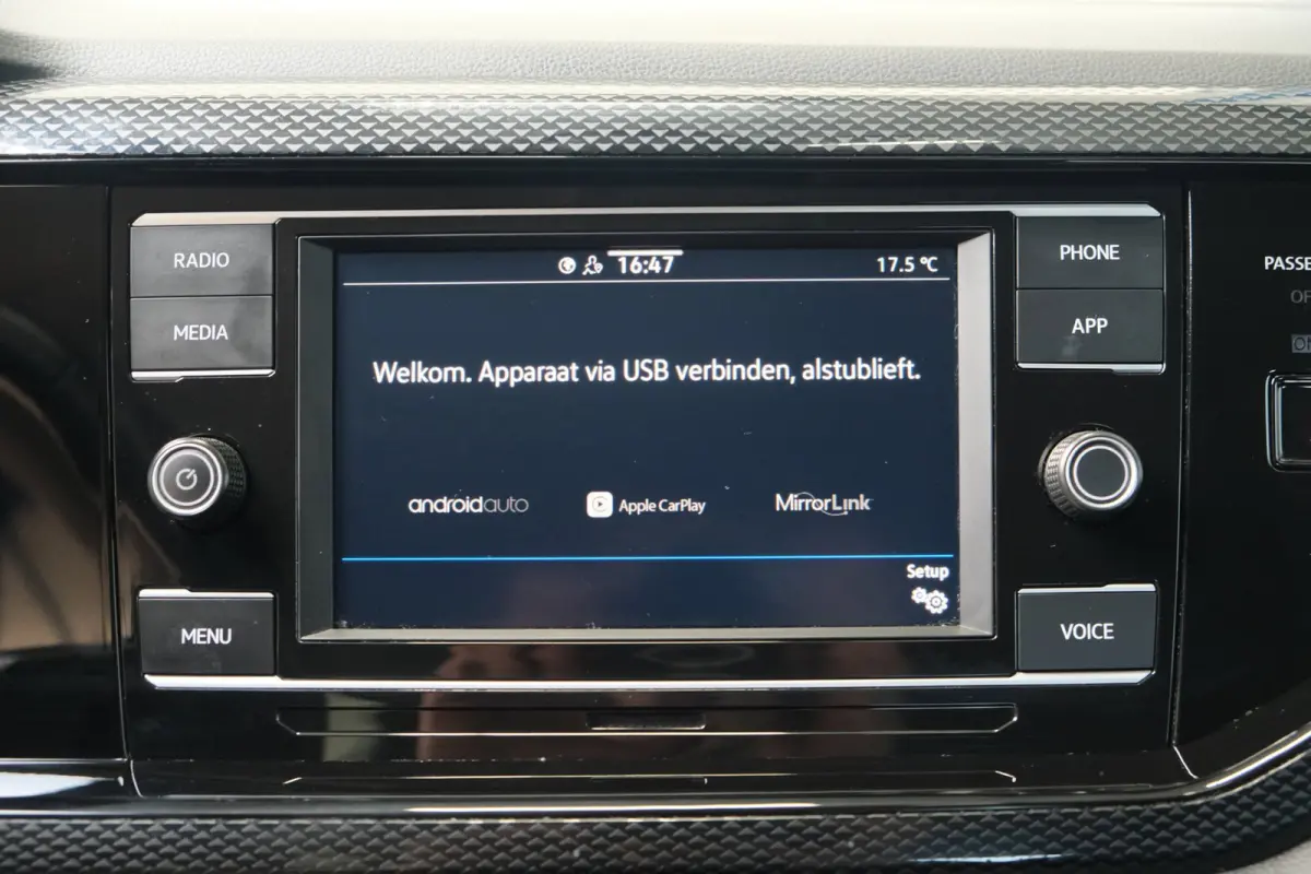 1.0 TSI Life - N.A.P. Airco, Cruise, PDC, Carplay, Virtual Display.