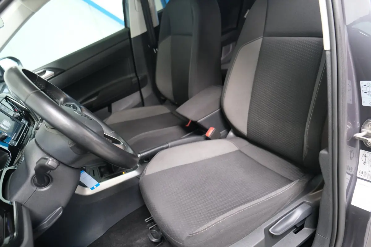 1.0 TSI Life - N.A.P. Airco, Cruise, PDC, Carplay, Virtual Display.