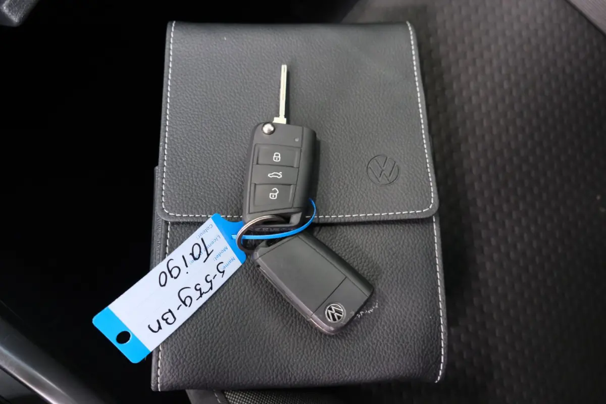 1.0 TSI Life - N.A.P. Airco, Cruise, PDC, Carplay, Virtual Display.
