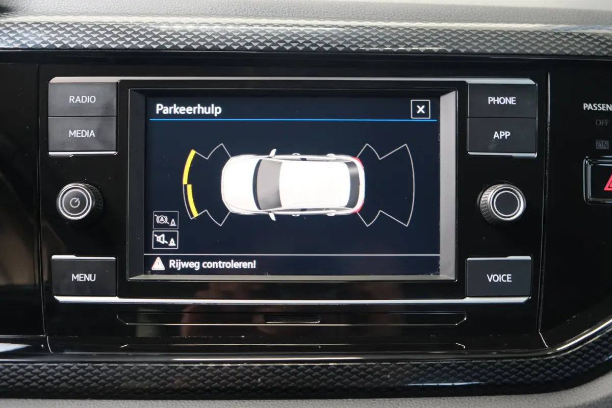 1.0 TSI Life - N.A.P. Airco, Cruise, PDC, Carplay, Virtual Display.
