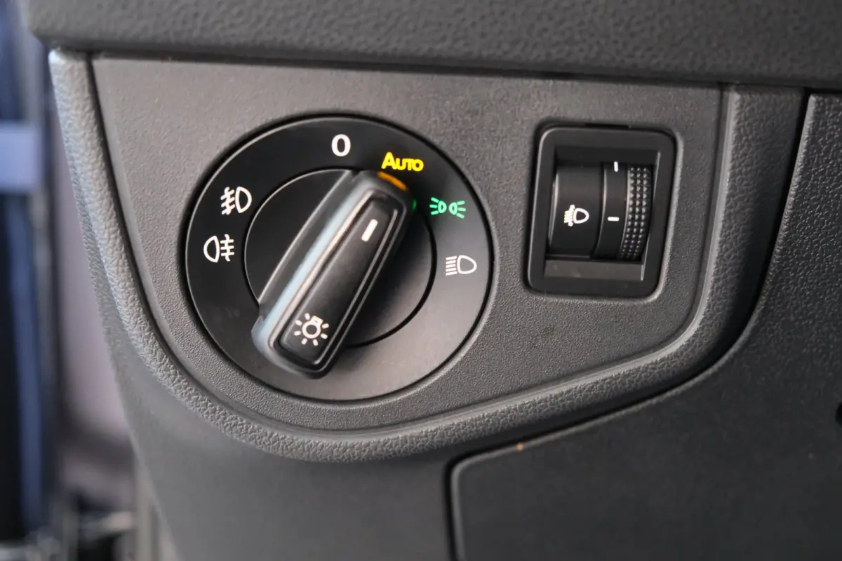 1.0 TSI Life - N.A.P. Airco, Cruise, PDC, Carplay, Virtual Display.