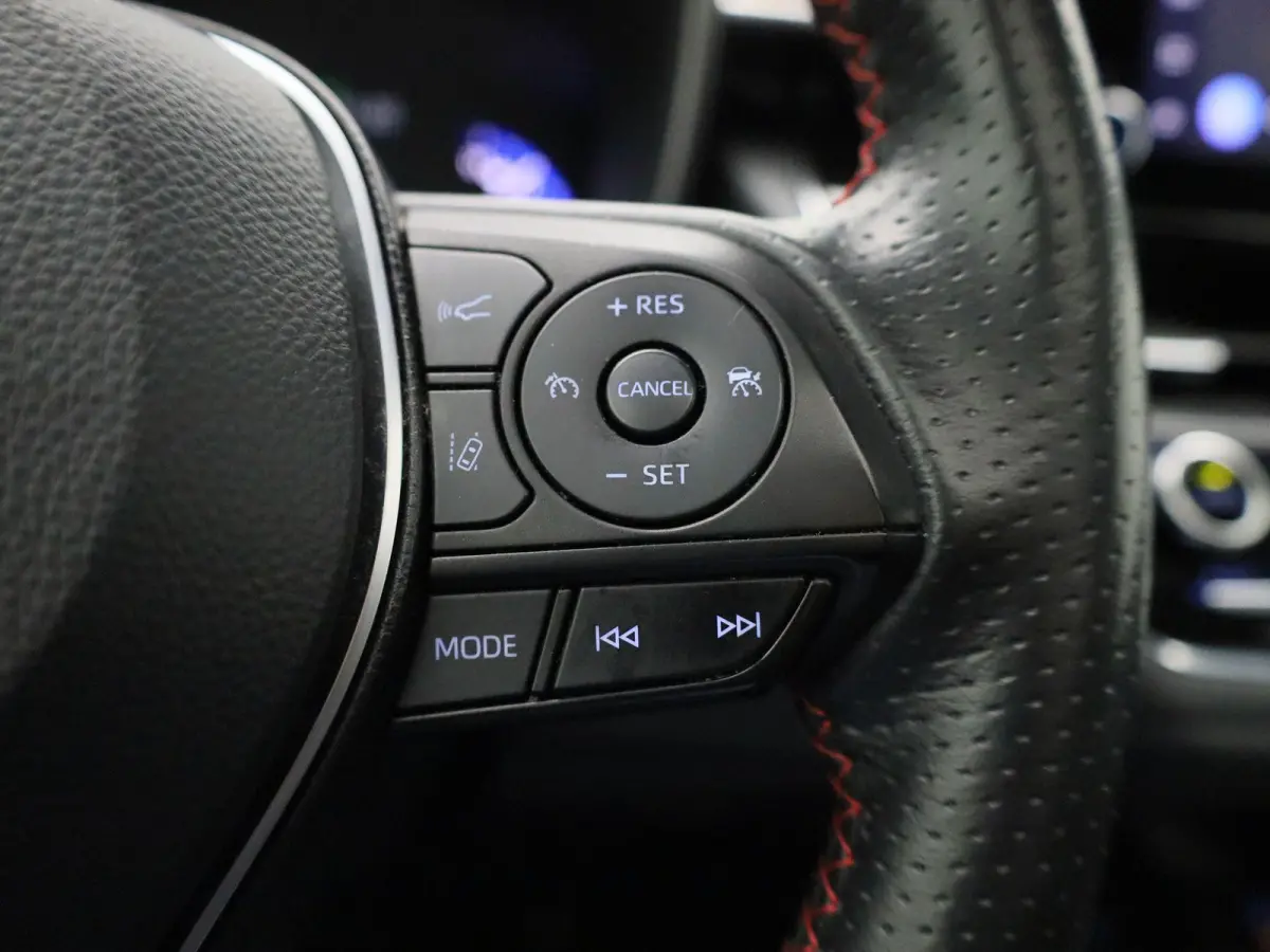 2.0 Hybrid Business GR-Sport 184PK AUTOMAAT | Panoramadak | Half-Leder | Navigatie | Camera