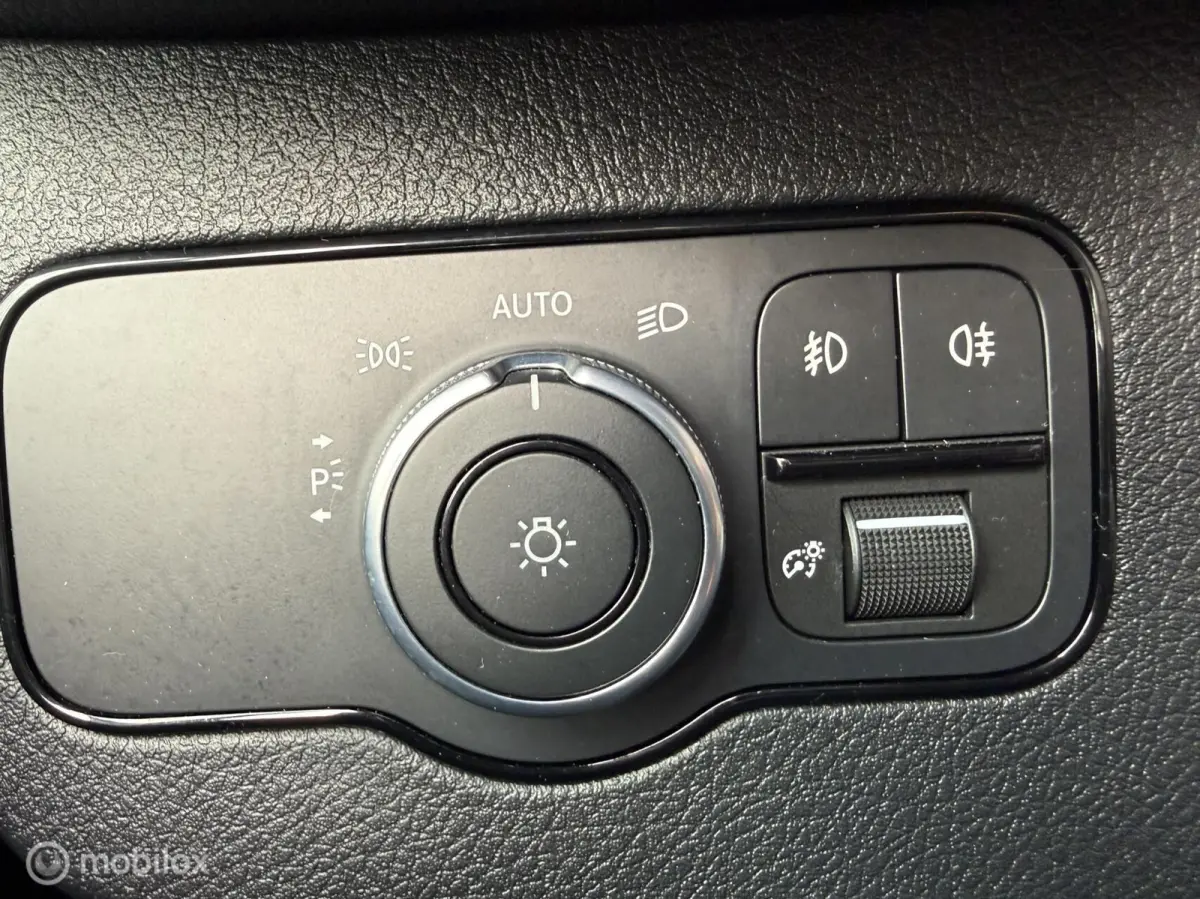 bestel 214 CDI L1H1 GEEN BTW Bijna alle opties 70.000KM