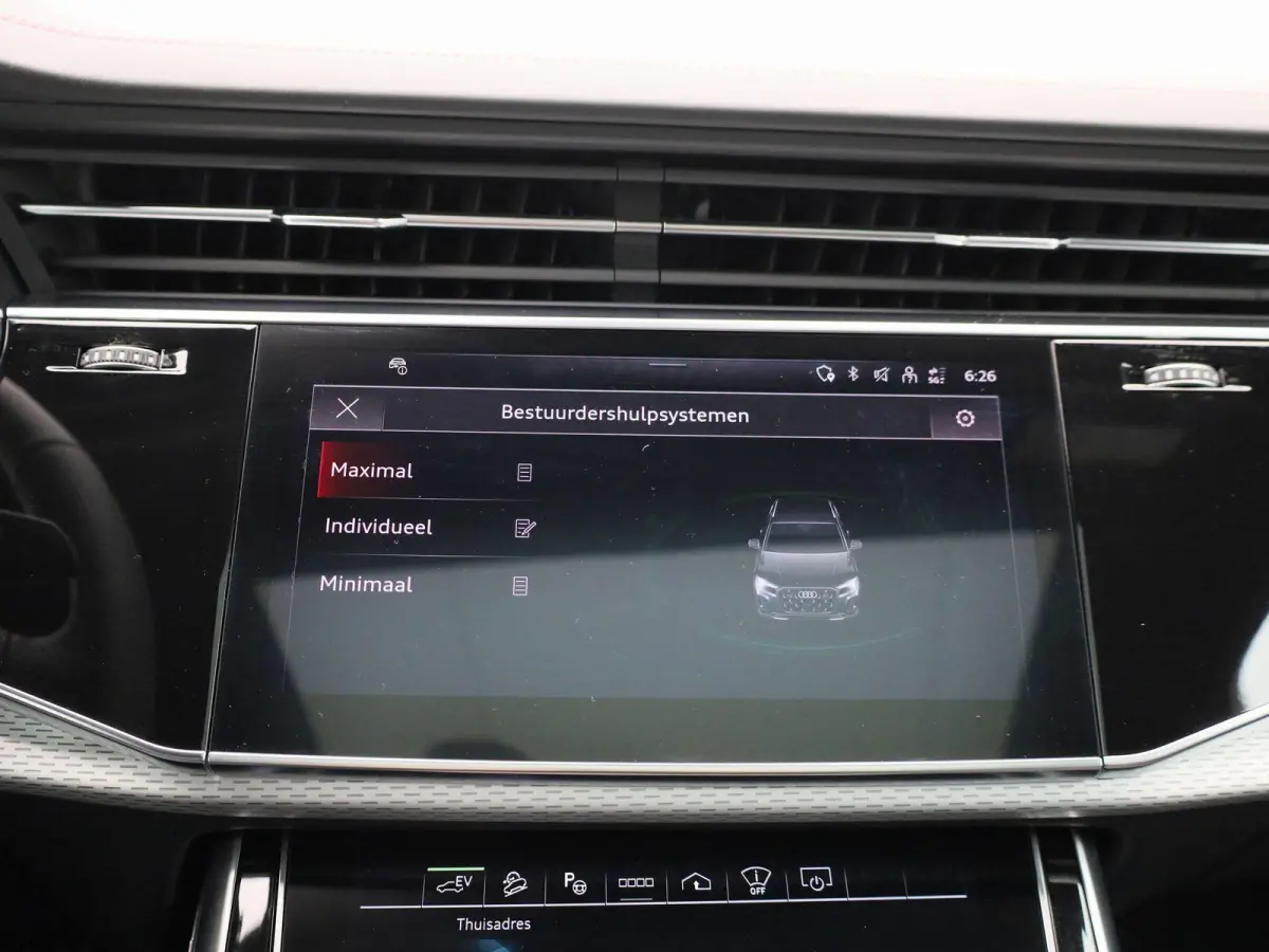 60 TFSI e quattro Pro Line S Competition 490 PK l Adaptive cruise control l Glazen panoramadak l Bang & Olufsen Advanced 3D l Dodehoekdetectie l 360 graden camera l Luchtvering l Stoelverwar