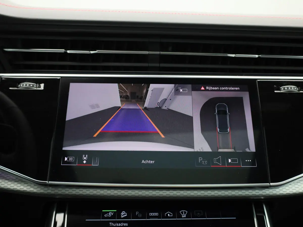 60 TFSI e quattro Pro Line S Competition 490 PK l Adaptive cruise control l Glazen panoramadak l Bang & Olufsen Advanced 3D l Dodehoekdetectie l 360 graden camera l Luchtvering l Stoelverwar