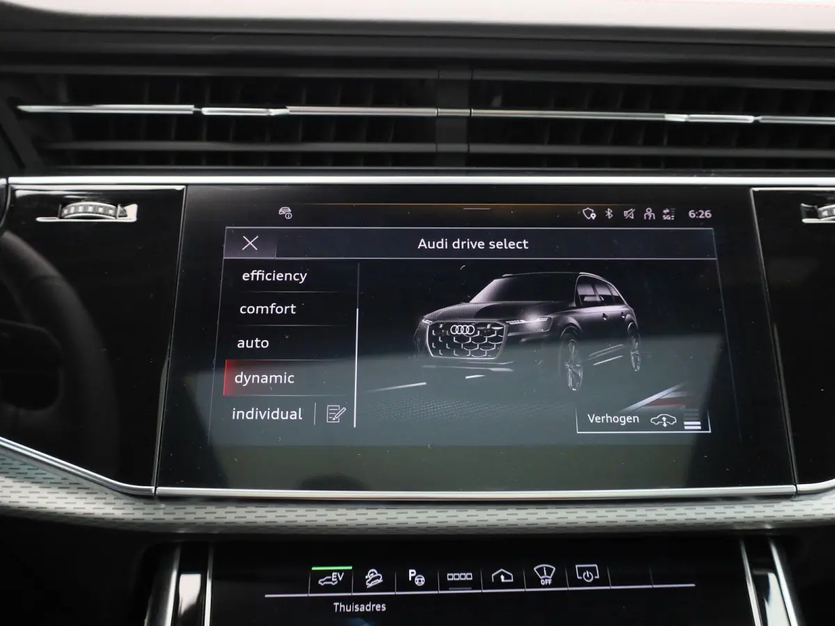 60 TFSI e quattro Pro Line S Competition 490 PK l Adaptive cruise control l Glazen panoramadak l Bang & Olufsen Advanced 3D l Dodehoekdetectie l 360 graden camera l Luchtvering l Stoelverwar