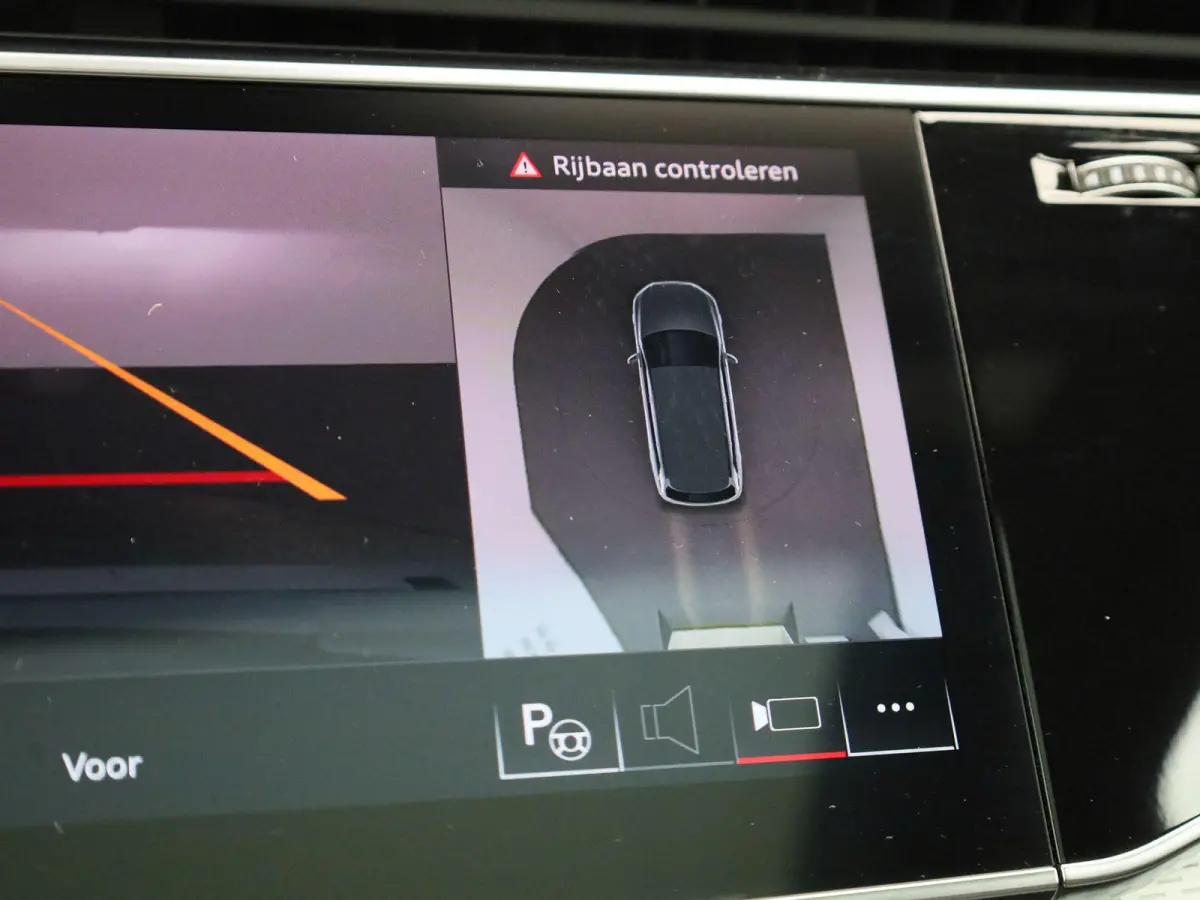 60 TFSI e quattro Pro Line S Competition 490 PK l Adaptive cruise control l Glazen panoramadak l Bang & Olufsen Advanced 3D l Dodehoekdetectie l 360 graden camera l Luchtvering l Stoelverwar